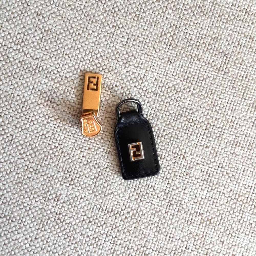 Fendi zipper pulls replacement Deal Firm price ZIPPER PULL w D ring just change
